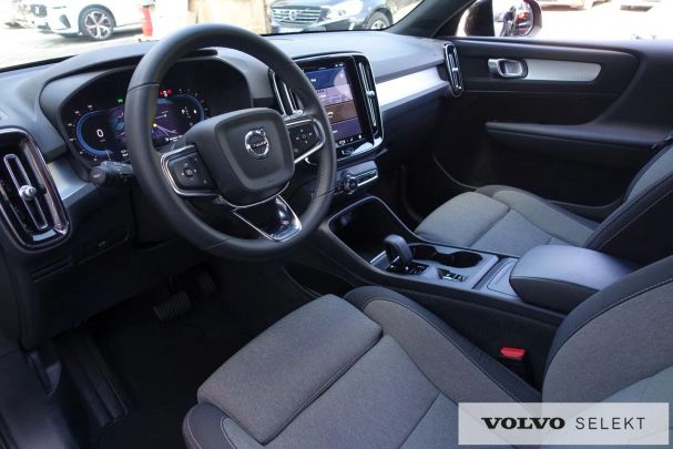 Volvo XC40 AWD 145 kW image number 19