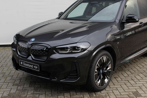 BMW iX3 80 kWh 210 kW image number 2