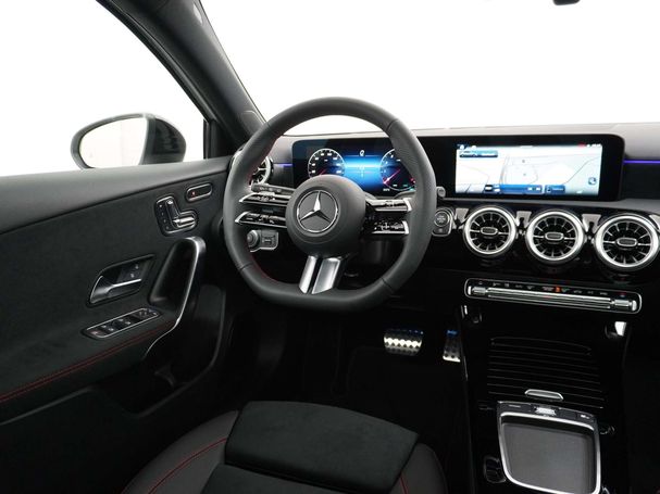 Mercedes-Benz A 180 100 kW image number 24