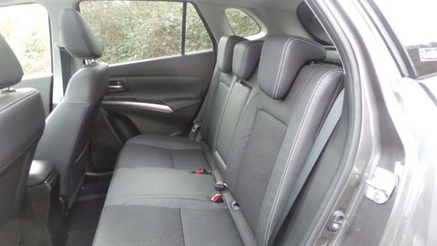 Car image 9