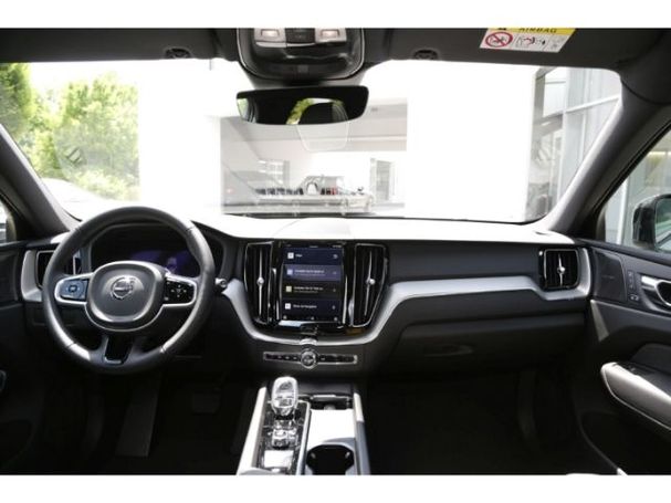 Volvo XC60 B4 Plus Dark 145 kW image number 5