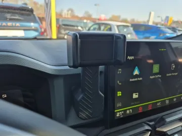 Car image 30