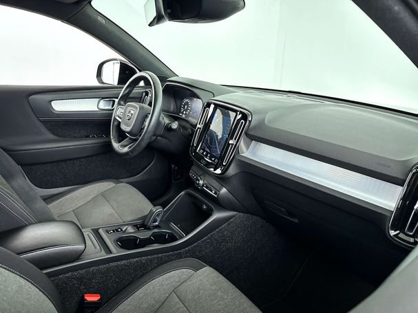 Volvo XC40 T2 95 kW image number 5