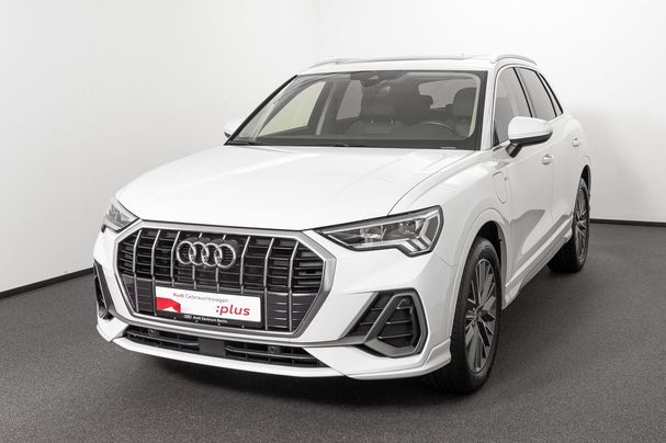 Audi Q3 45 TFSIe S-line 180 kW image number 1