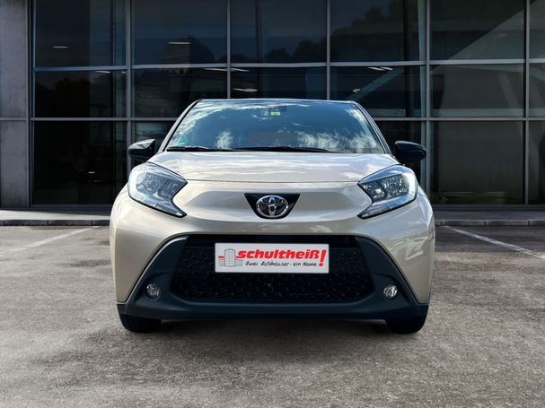 Toyota Aygo X 53 kW image number 2