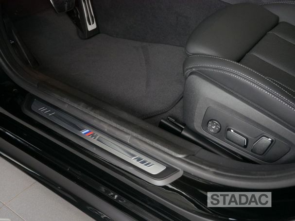 BMW 320d Touring 140 kW image number 16