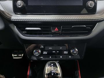 Car image 37