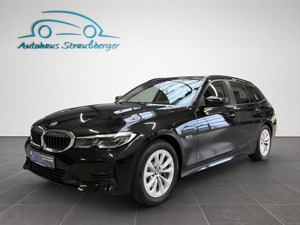 BMW 330e Touring M 215 kW image number 1