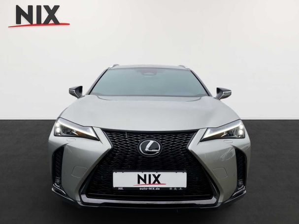 Lexus UX 300h 144 kW image number 2