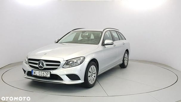 Mercedes-Benz C 180 115 kW image number 1