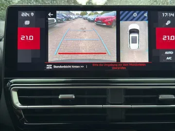 Car image 29