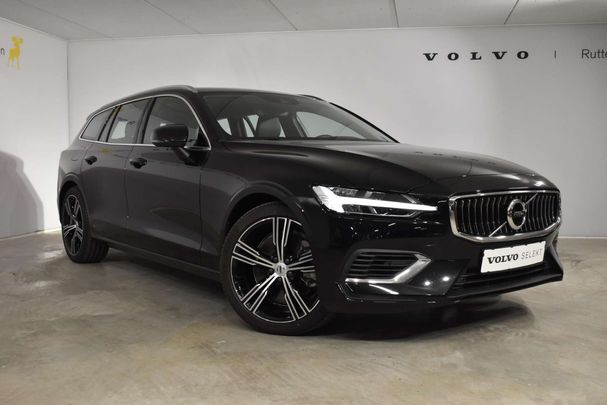 Volvo V60 T8 AWD Recharge 335 kW image number 2