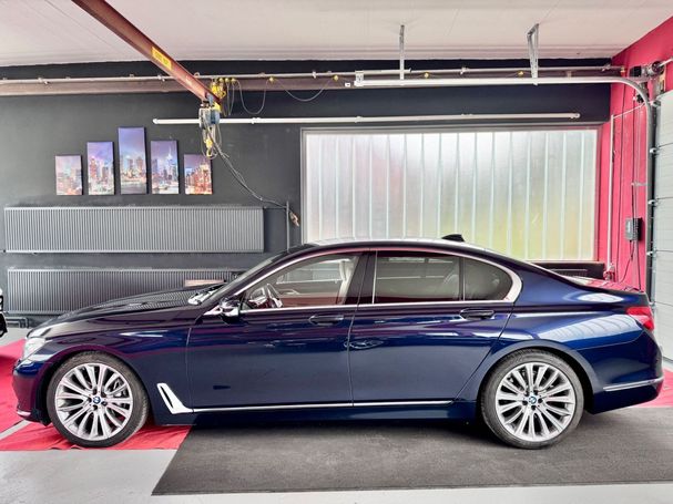 BMW 730d xDrive 195 kW image number 11