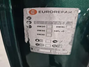 Car image 30