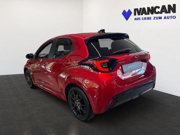 Car image 4