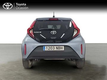 Car image 5