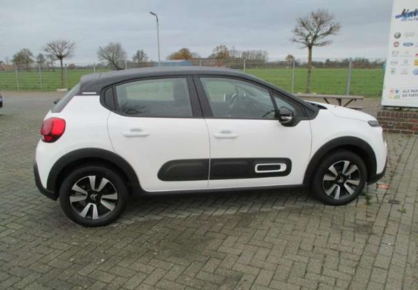 Citroen C3 Pure Tech SHINE 60 kW image number 4