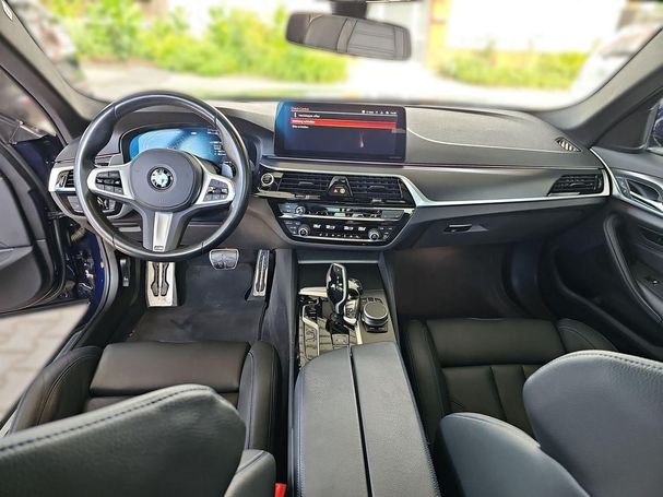 BMW 540d Touring xDrive 250 kW image number 21