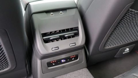 Car image 42