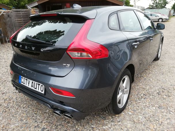 Volvo V40 110 kW image number 2