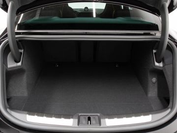 Car image 36