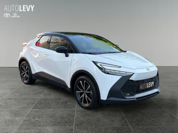 Car image 3