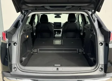 Car image 29