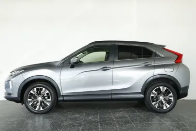 Car image 27