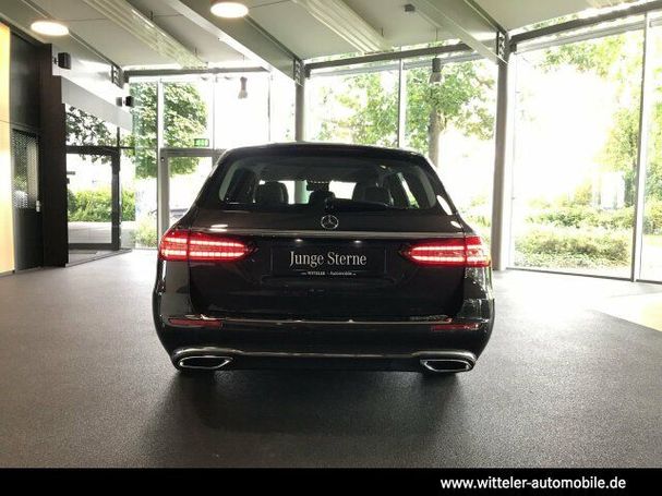 Mercedes-Benz E 200 d T 118 kW image number 11