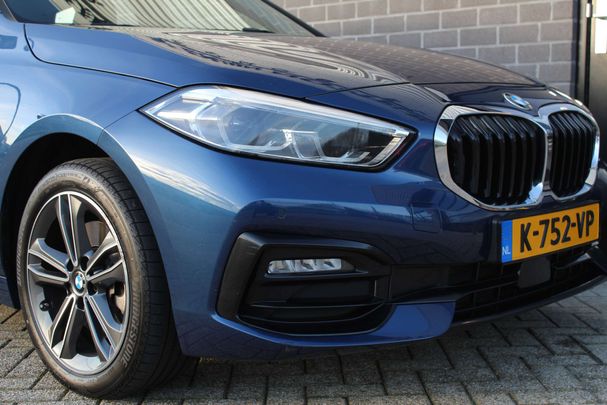 BMW 118i 100 kW image number 27