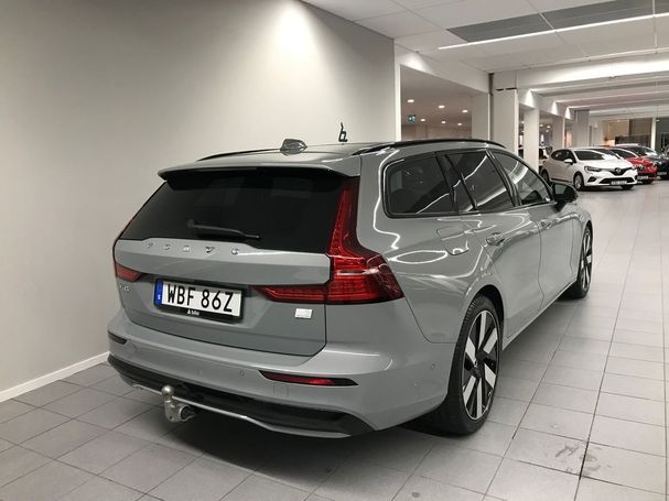 Volvo V60 T6 Recharge AWD 261 kW image number 2