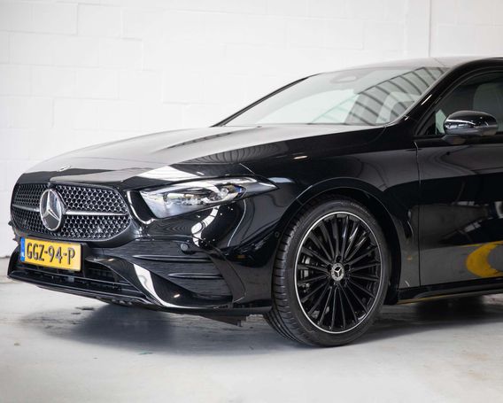 Mercedes-Benz A 180 100 kW image number 1