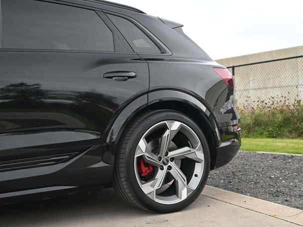 Audi SQ8 e-tron 370 kW image number 7