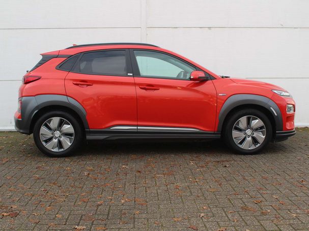 Hyundai Kona 64 kWh 150 kW image number 17