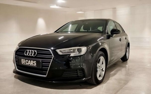 Audi A3 30 TFSI S tronic Sportback 85 kW image number 1