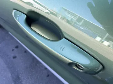 Car image 31