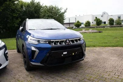 Car image 2