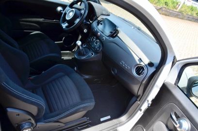 Car image 15