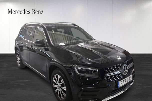 Mercedes-Benz GLB 200 121 kW image number 2