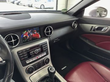 Car image 29