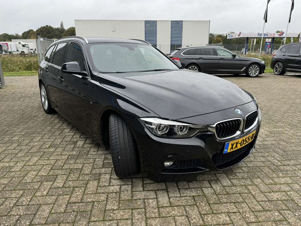 BMW 318i Touring 100 kW image number 4