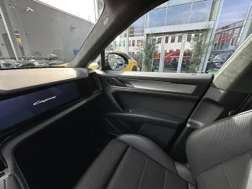 Car image 41