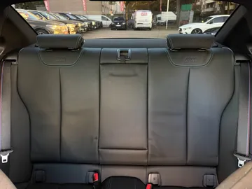 Car image 39