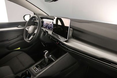 Car image 41