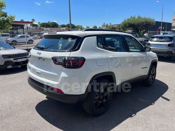 Jeep Compass 1.3 T4 PHEV Overland 4xe 177 kW image number 15