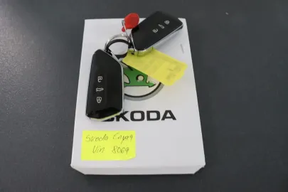 Car image 40