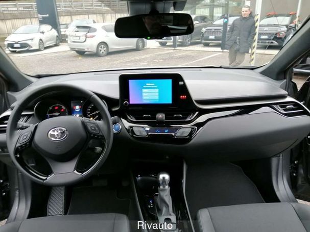 Toyota C-HR 2.0 Hybrid 135 kW image number 8