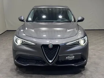 Car image 27