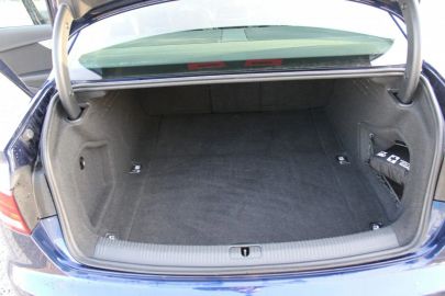 Car image 36