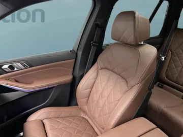 Car image 42